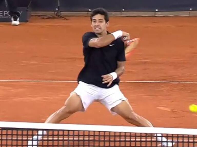 Cristian Garin desperdicia un brillante inicio y es eliminado por Casper Ruud en Hamburgo