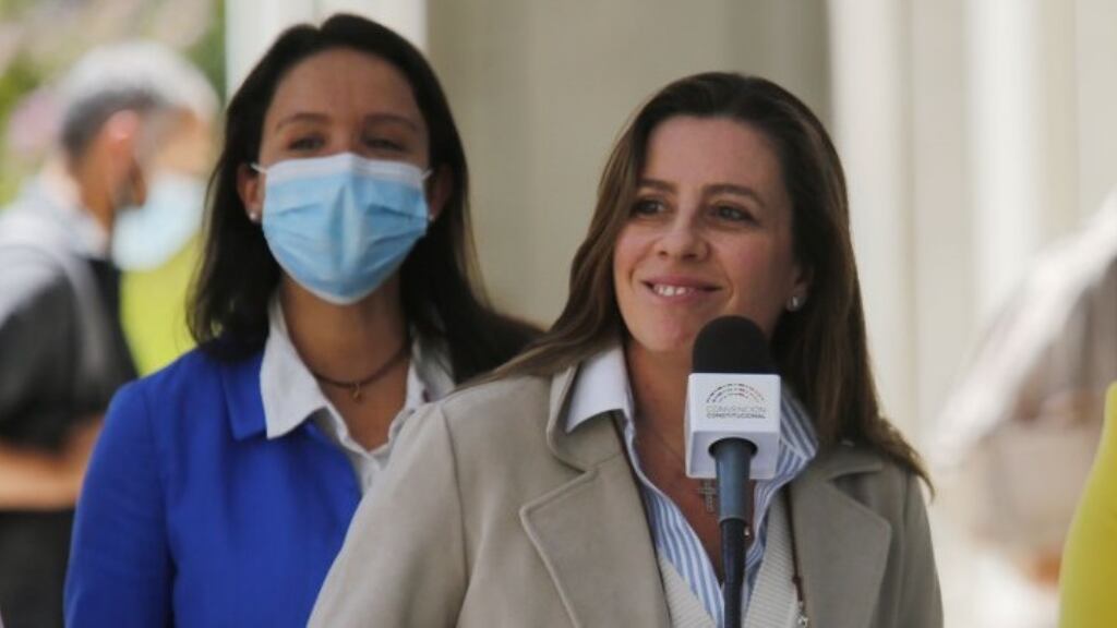 Teresa Marinovic y Rocío Cantuarias donarán su sueldo y acusan despilfarro en la Convención Constitucional