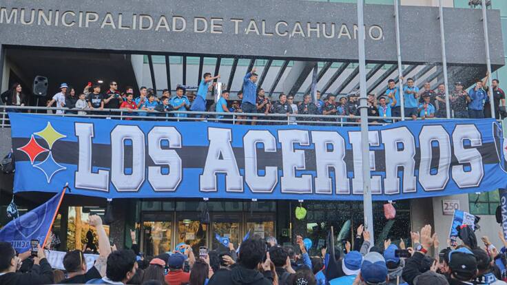 “¡El único campeón del sur!”: Huachipato festejó su primera Copa Chile en la Municipalidad de Talcahuano