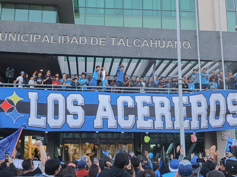 Los festejos de Huachipato en la Municipalidad de Talcahuano