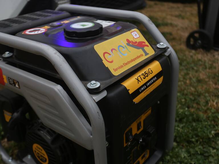 Ante pronóstico de lluvias en la RM: Enel anuncia atención prioritaria para pacientes electrodependientes