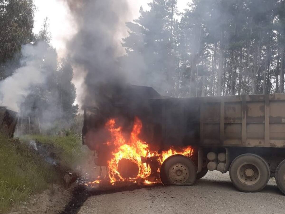 Nuevo ataque incendiario fue registrado en la región del Biobío: hay tres trabajadores forestales heridos