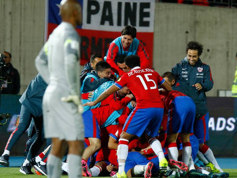 Debut soñado: Revive el triunfo de Chile ante Brasil por el arranque de las eliminatorias para Rusia 2018