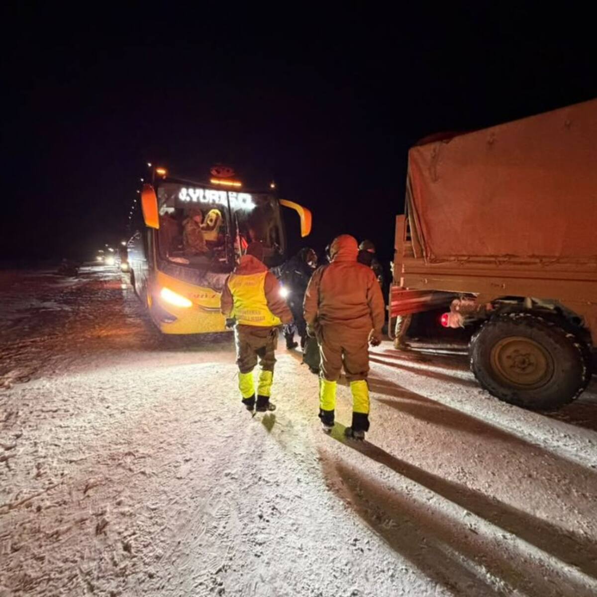 Nevadas dejan a 60 personas aisladas en San Pedro de Atacama: fueron trasladadas a complejo fronterizo