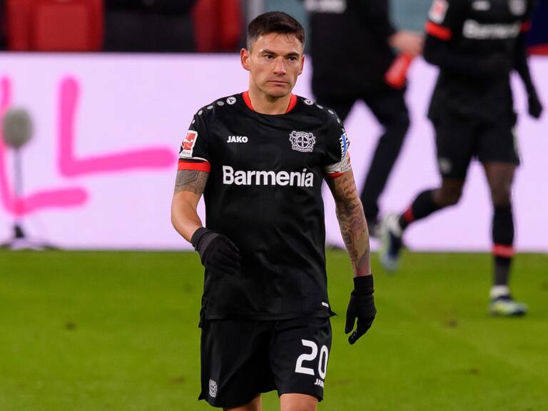 Charles Aránguiz fue titular en nueva derrota del Bayer Leverkusen por la Bundesliga 2020-21