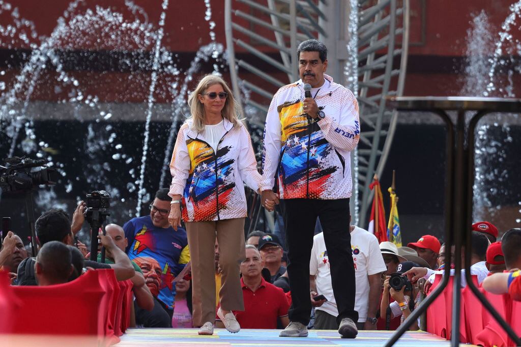 Nicolás Maduro oficializa su candidatura a las elecciones presidenciales en Venezuela.