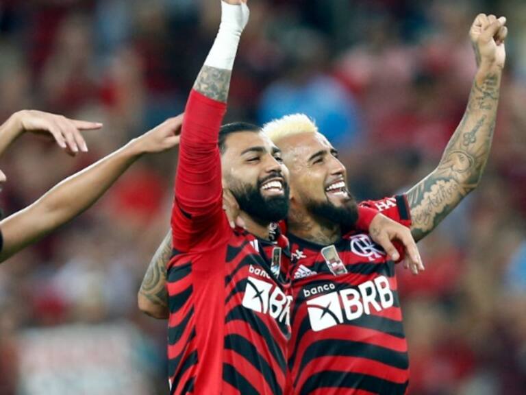 Arturo Vidal dijo presente en la humillante goleada de Flamengo sobre Athletico Paranaense