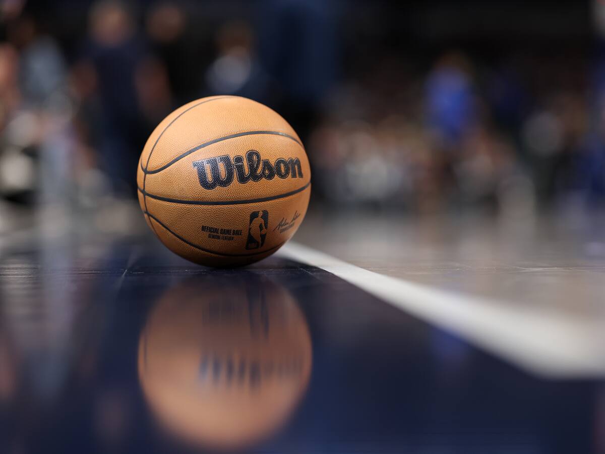 “Tiene los fundamentos de la vieja escuela con el dominio de la nueva era”: la joven estrella de baloncesto que es comparada con una leyenda de la NBA