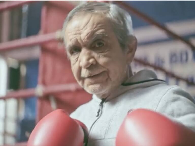 Volvió a ponerse guantes: Martín Vargas recordó sus tiempos de boxeador en publicidad