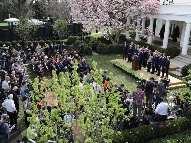 El republicano Donald Trump realiza declaraciones en la Casa Blanca en Washington