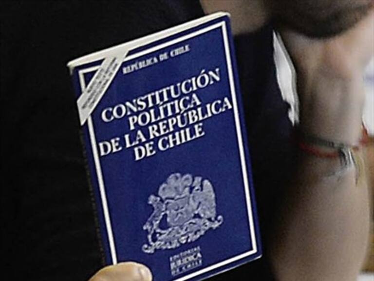 Oposición y su postura: El camino es plebiscito, asamblea constituyente y nueva Constitución