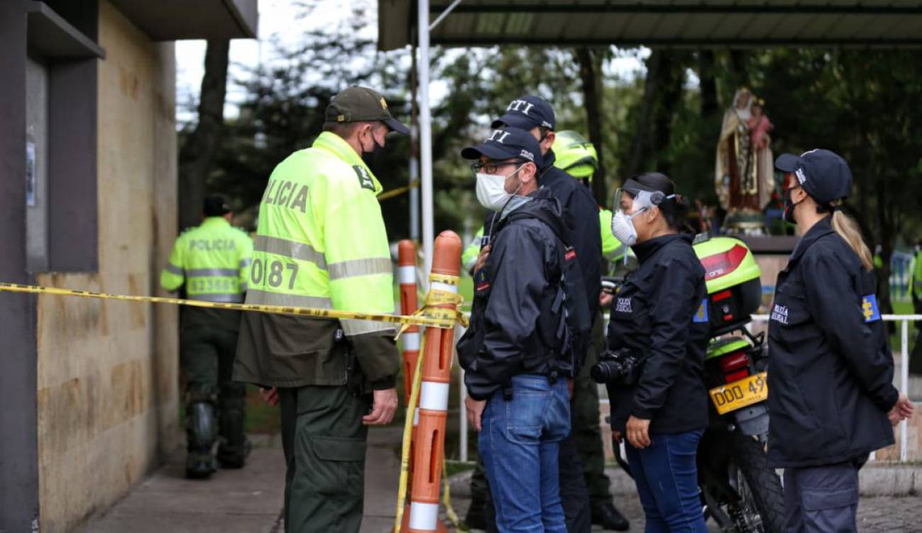 La policía custodia la zona del homicidio de Javier Ordóñez