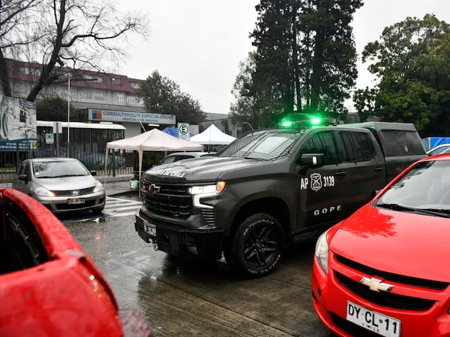 Hospital Base de ValdiviA donde fueron trasladados dos funcionarios de Carabineros del GOPE que resultaron heridos a bala