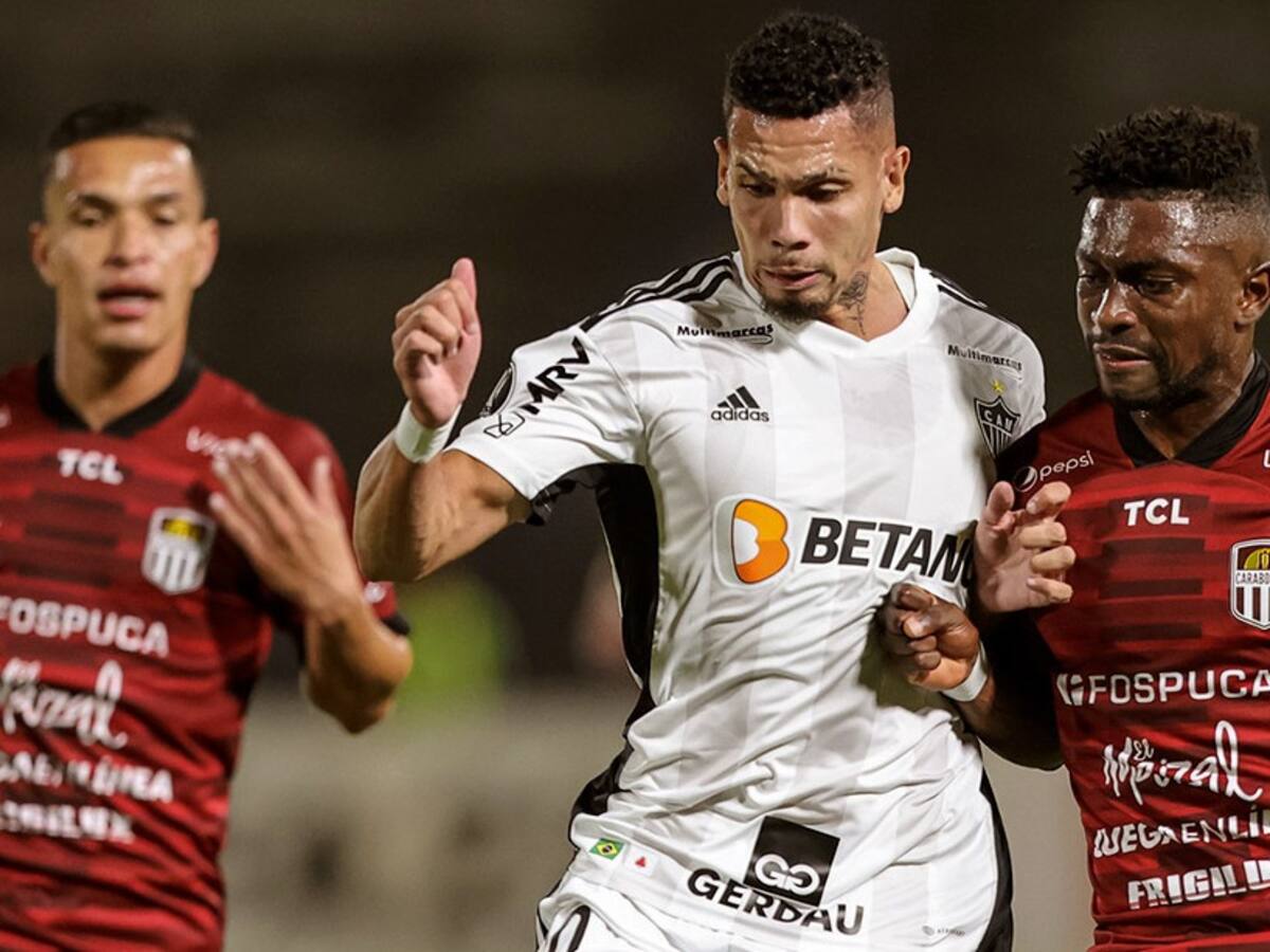 Atlético Mineiro de Eduardo Vargas denuncia insultos racistas por parte de hinchas venezolanos del club Carabobo