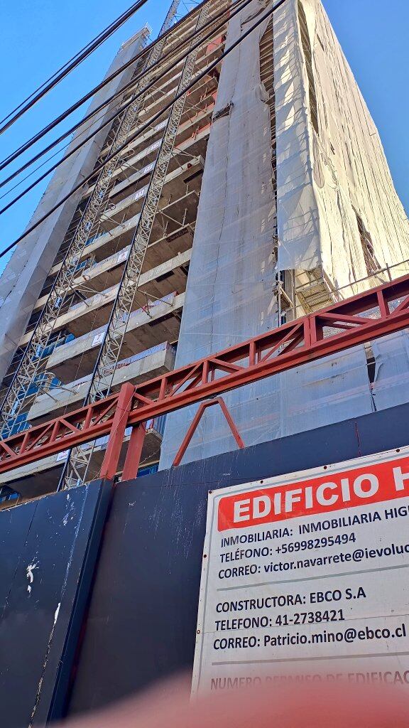 Fatal accidente laboral en Concepción: trabajador muere tras caer nueve pisos de un edificio en construcción