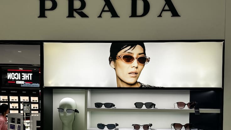 Nuevo diseño de Prada desata polémica por apropiación cultural: esto respondió la marca
