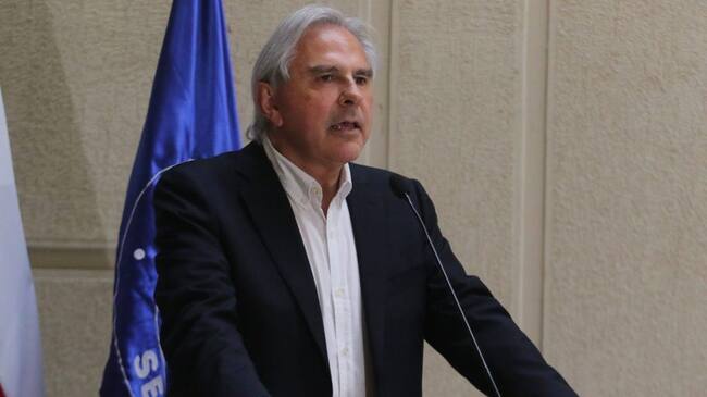02 DE NOVIEMBRE DE 2021/VALPARAISOEl senador Iván Moreira, ofrece un punto de prensa en el Senado..
FOTO: LEONARDO RUBILAR CHANDIA/AGENCIAUNO