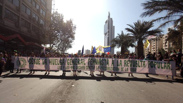 09 de Marzo 2020/ SANTIAGO
Lienzo feminista de la Coordinadora 8M, durante marcha feminista convocada por la Coordinadora 8M, en Plaza Italia, Santiago.
FOTO: AILEN DÍAZ/AGENCIAUNO