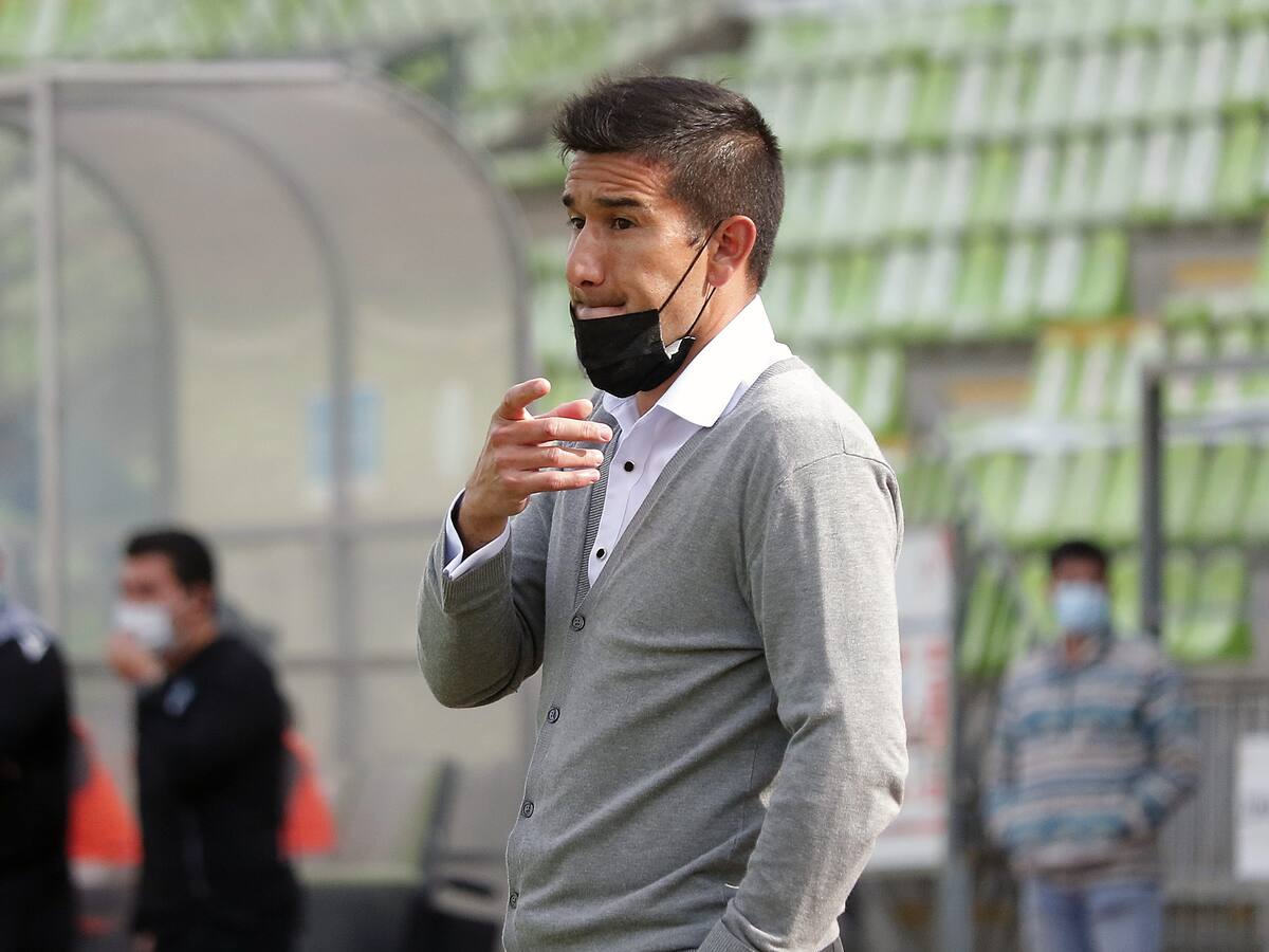 Víctor Rivero es el reemplazante de «Kike» Acuña como entrenador de Unión San Felipe