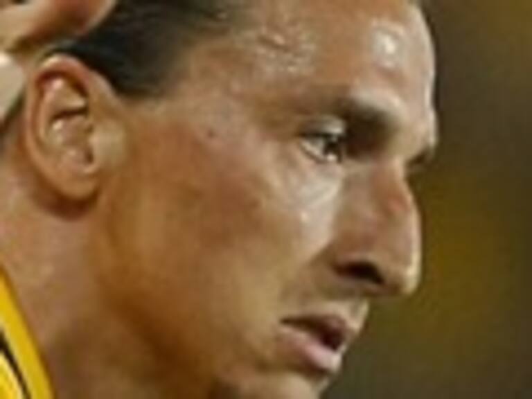 La prensa europea solo tuvo elogios para la chilena de Ibrahimovic contra Inglaterra