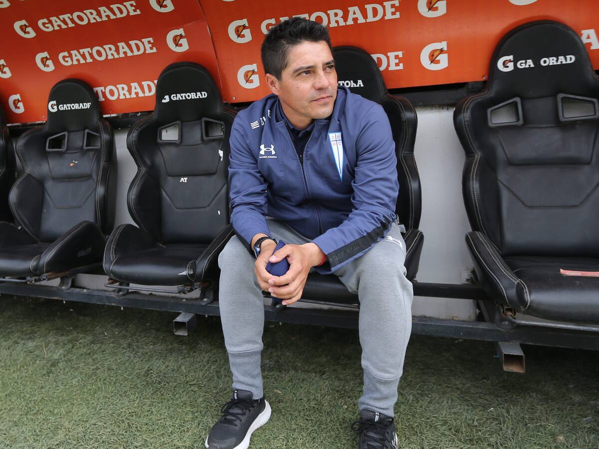 Universidad Católica confirma a Rodrigo Valenzuela en la banca ante Sporting Cristal y Ñublense