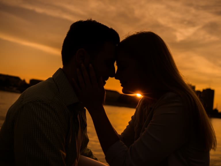 ¿Coincides? Estudio revela cuántas veces se enamoran las personas a lo largo de la vida