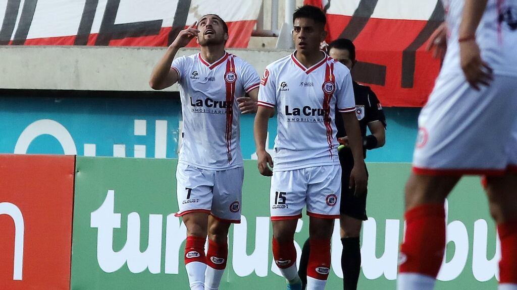 Cobresal renueva a Cecilio Waterman y se lleva como refuerzo al goleador de Unión San Felipe
