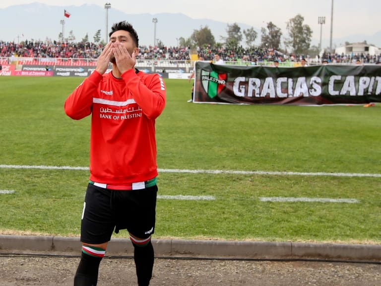 La emotiva trastienda del retiro del Mago Jiménez en La Cisterna: &quot;Dejó un legado de cómo ser futbolista dentro y fuera de la cancha&quot;