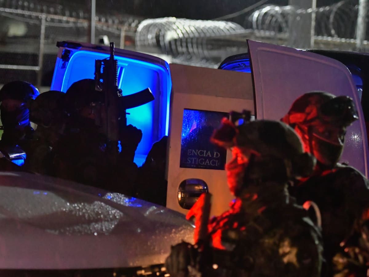 Terror en México: detención de narcos provoca quema de autos y más de 20 bloqueos