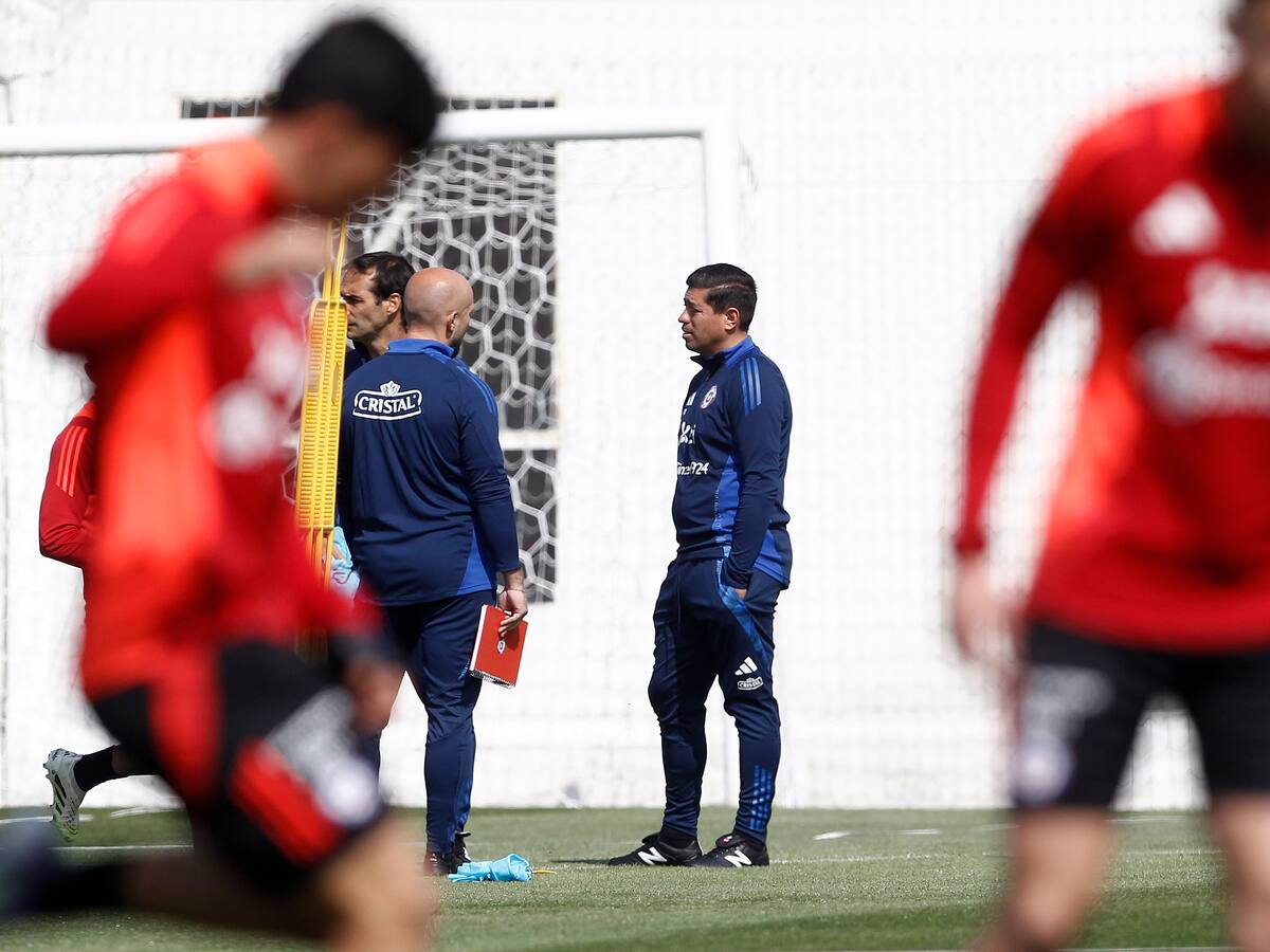 Cambio de esquema y varias caras nuevas: la formación que prepara La Roja para desafiar a Brasil