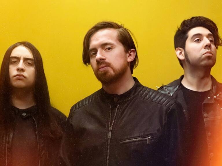 Arde el fuego: Alectrofobia lanza nuevo single que apunta a la salud mental