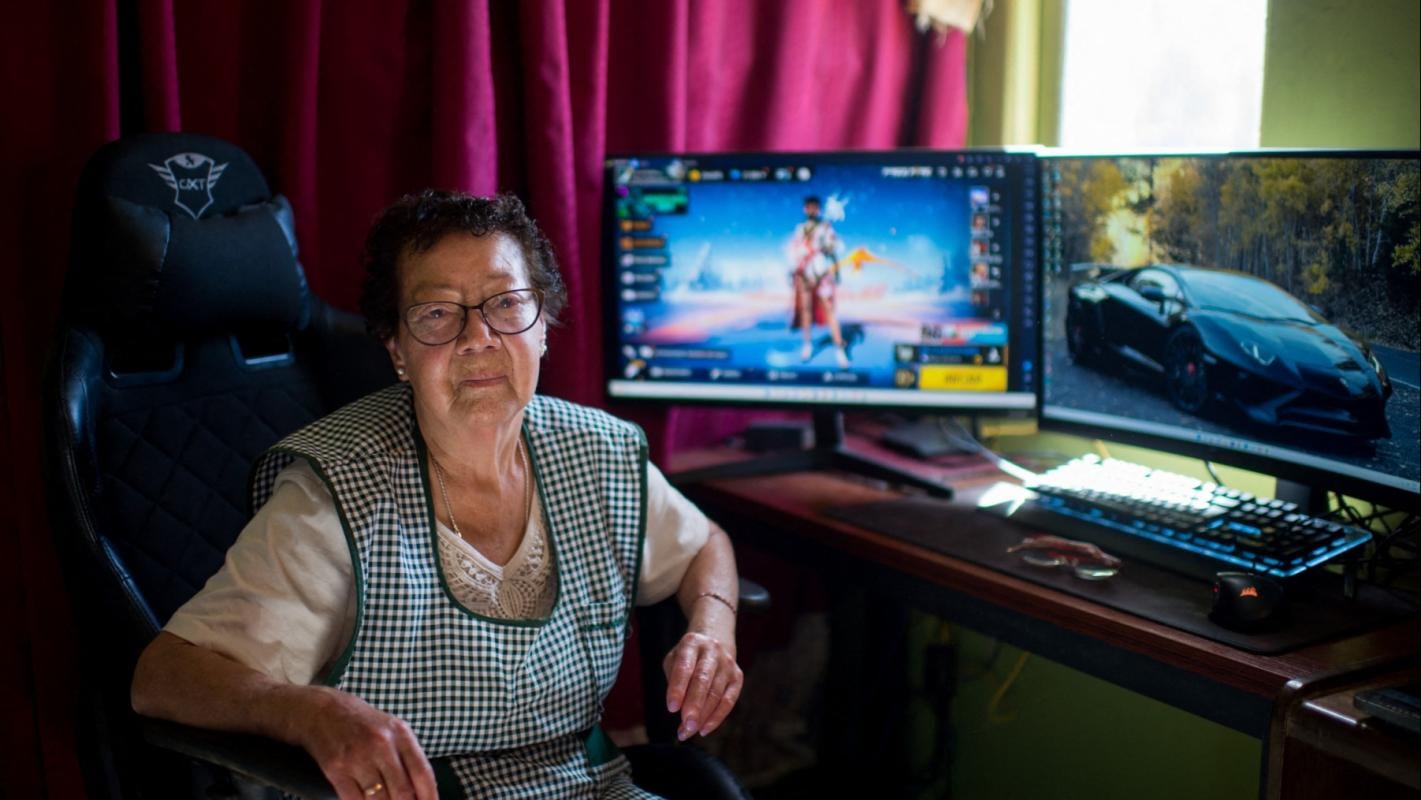 Un adiós que rompe el corazón: fallece “Mami Nena”, la abuela que se hizo gamer para sanar el dolor