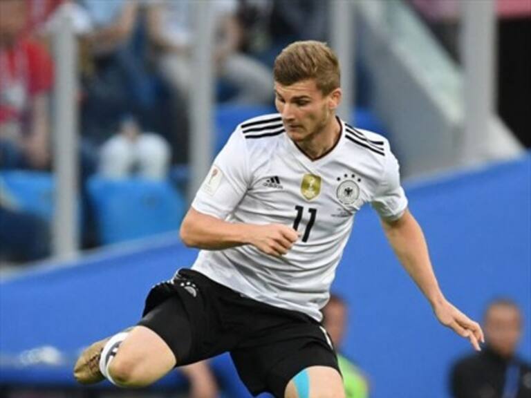 Timo Werner quedó con severas secuelas tras codazo de Gonzalo Jara