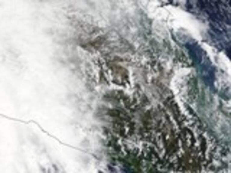 Nasa captura imponentes imágenes del Huracán Patricia que ya tocó tierra en México