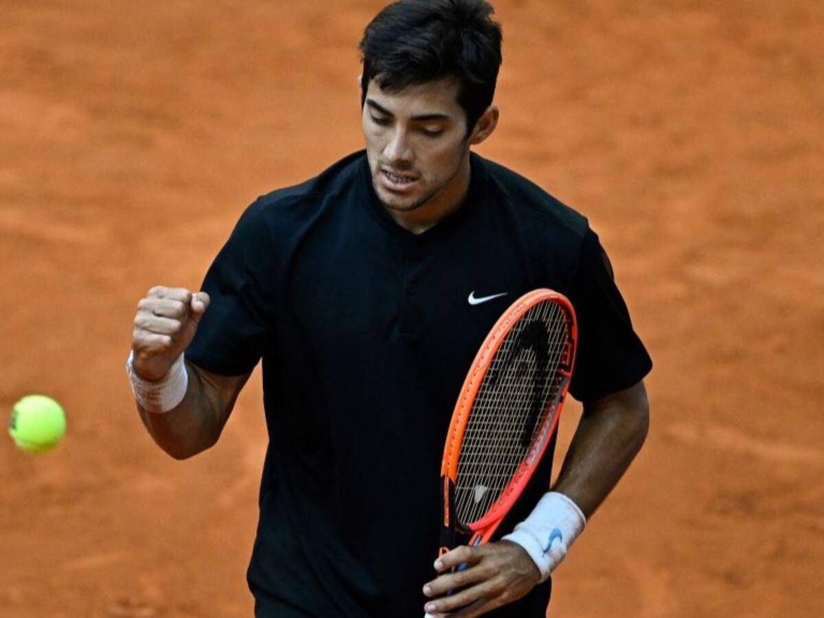 Cristian Garin se impone a un complicado Pedro Cachín para superar el debut en Roma