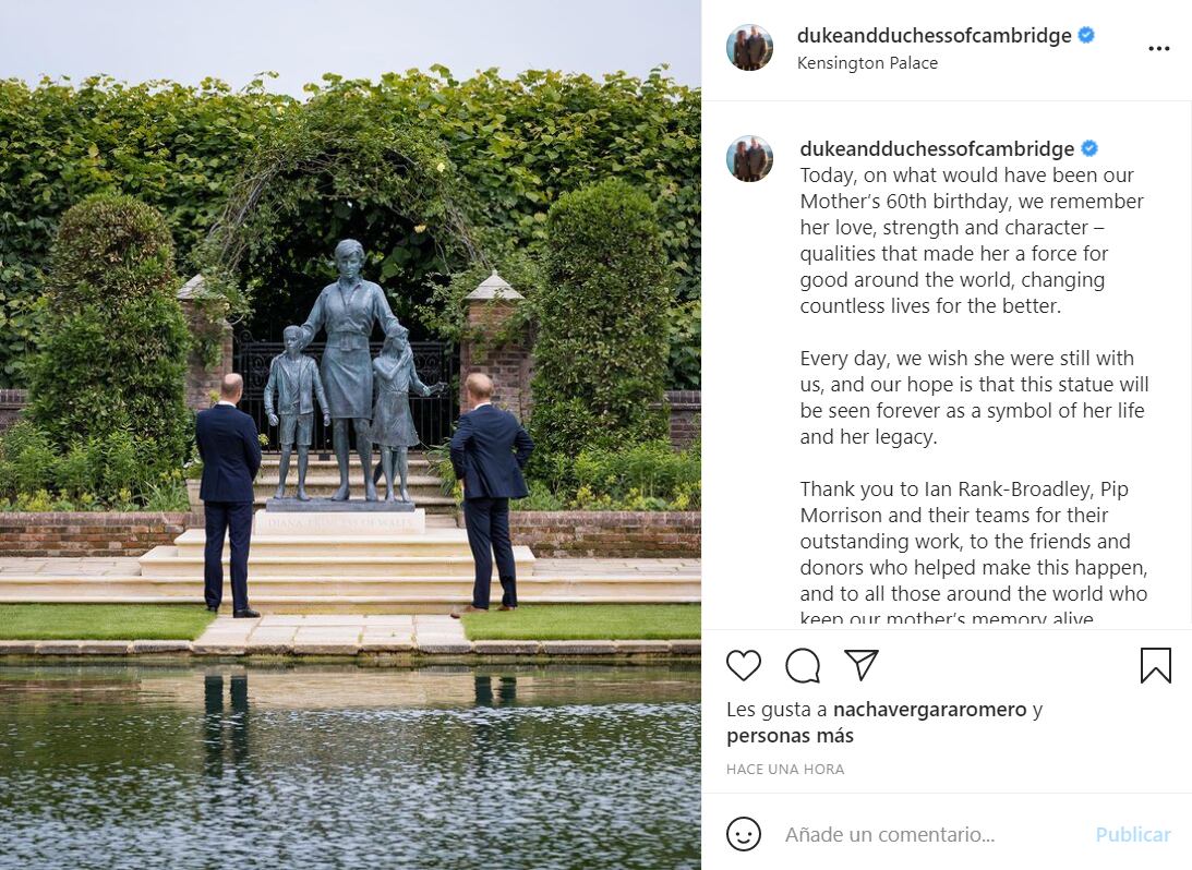 Príncipe William y príncipe Harry junto a la estatua de Lady Di | Instagram