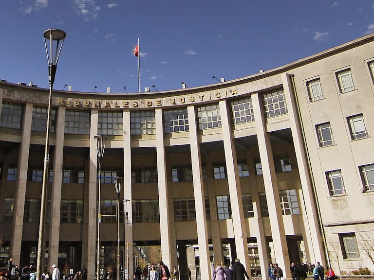 Corte de Concepción acoge querella de capítulos contra exfiscal de Los Ángeles por corrupción