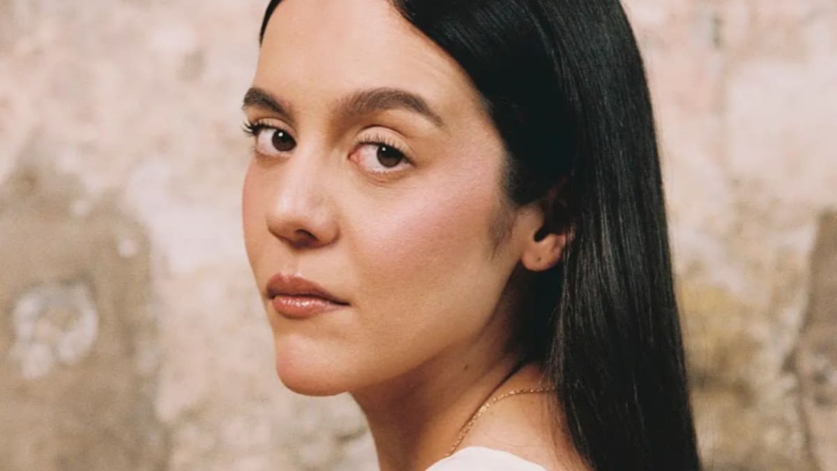 Con Violeta Parra como inspiración: premiada cantante española presentará su nuevo álbum en Santiago