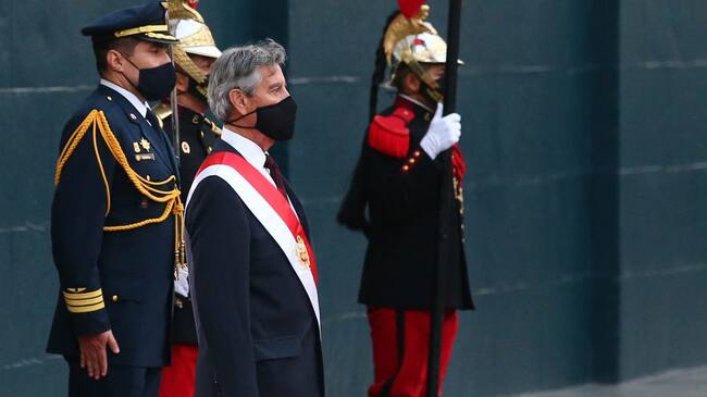 LIMA, PERU - NOVEMBER 17: Newly appointed interim President Francisco Sagasti walks out of Congress wearing the presidential sash after taking oath on November 17, 2020 in Lima, Peru. Lawmakers chose Sagasti to become interim president until the next presidential elections scheduleded for July 28th, 2021. He is the third president in a week after the Congress removed Martin Vizcarra and protests forced the resignation of interim Manuel Merino on Sunday. (Photo by Hugo Curotto/Getty Images)