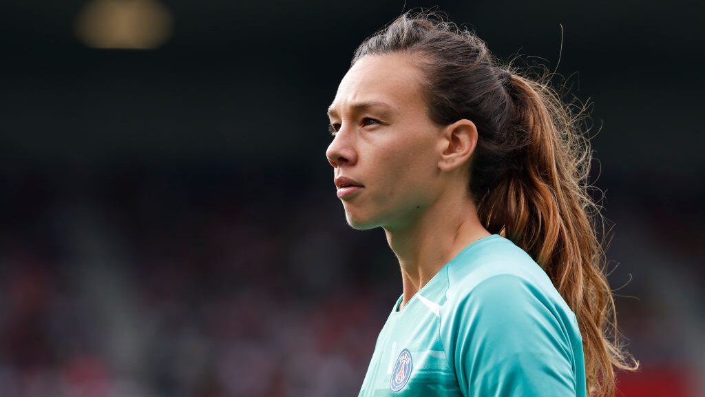 GUINGAMP, FRANCE - SEPTEMBER 21: Christiane Endler #16 of Paris Saint-Germain looks on during the Trophee des Championnes between Olympique Lyonnais and Paris Saint-Germain at Stade du Roudourou on September 21, 2019 in Guingamp, France. (Photo by Catherine Steenkeste/Getty Images)