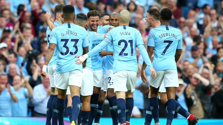 MANCHESTER, ENGLAND - SEPTEMBER 01: Kyle Walker of Manchester City celebrates after scoring his team's second goal with his team mates during the Premier League match between Manchester City and Newcastle United at Etihad Stadium on September 1, 2018 in Manchester, United Kingdom. (Photo by Alex Livesey/Getty Images)
