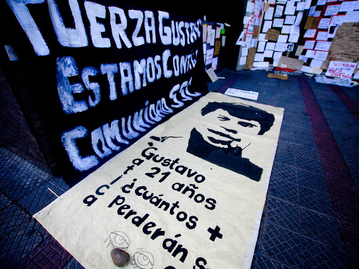 Detienen a exteniente coronel de Carabineros como autor de disparo que dejó ciego a Gustavo Gatica