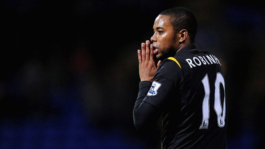 BOLTON, ENGLAND - DECEMBER 12: Robinho of Manchester City shows his dissapopintment during the Barclays Premier League match between Bolton Wanderers and Manchester City at The Reebok Stadium on December 12, 2009 in Bolton, England. (Photo by Laurence Griffiths/Getty Images)