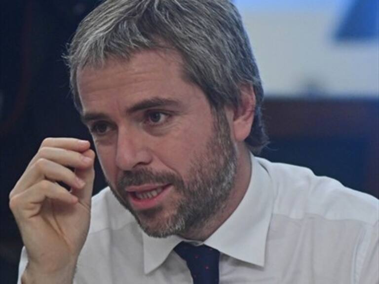 Blumel y reducción de parlamentarios: «vamos a mantener la proporcionalidad del sistema»