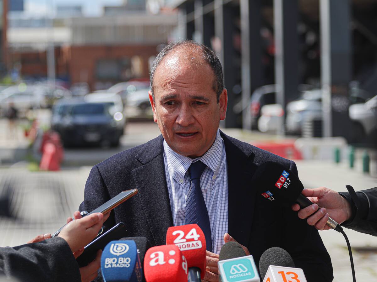 Caso Convenio: Fiscalía solicita levantar secreto bancario de familia del gobernador del Biobío, Rodrigo Díaz