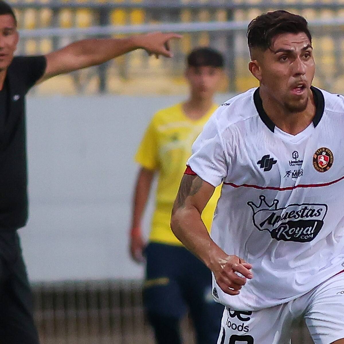 César Pinares tiene nuevo equipo en Primera División: sorpresa en el mercado de pases del fútbol chileno