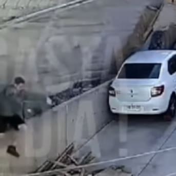 Se salvó de milagro: joven logra arrancar antes de ser aplastado por un muro en Antofagasta