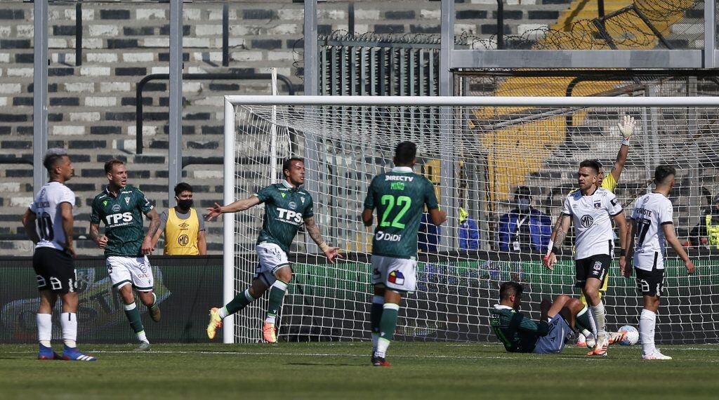 29 de Agosto de 2020 / SANTIAGOSebastian Ubilla convierte su gol durante el partido entre Colo Colo vs Santiago Wanderers por la séptima fecha del Campeonato Nacional 2020 , en el retorno del futbol tras la suspensión del torneo por la Pandemia por Covid-19
FOTO: MARIO DAVILA/AGENCIAUNO