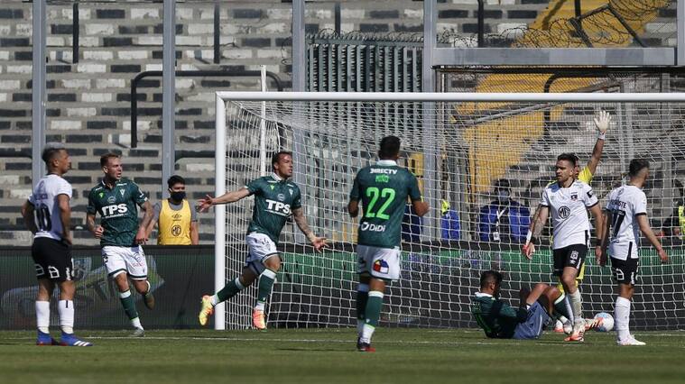 29 de Agosto de 2020 / SANTIAGOSebastian Ubilla convierte su gol durante el partido entre Colo Colo vs Santiago Wanderers por la séptima fecha del Campeonato Nacional 2020 , en el retorno del futbol tras la suspensión del torneo por la Pandemia por Covid-19
FOTO: MARIO DAVILA/AGENCIAUNO