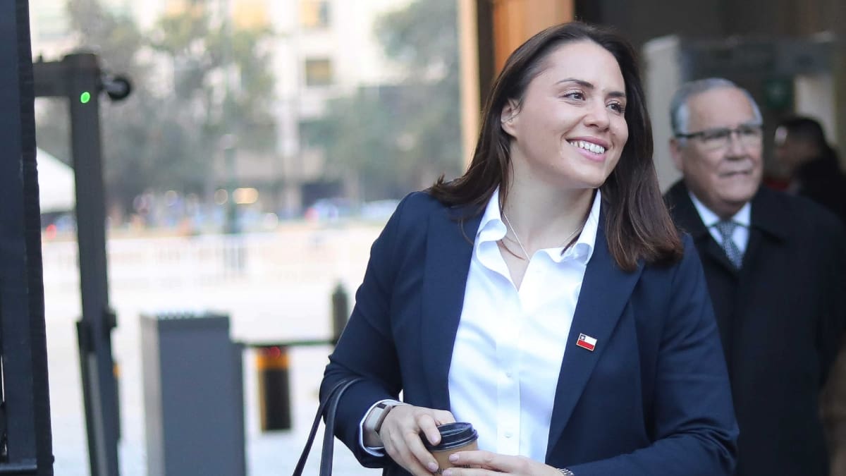 Una medalla lo originó todo: la sorpresiva tarea que tiene Natalia Duco en La Moneda